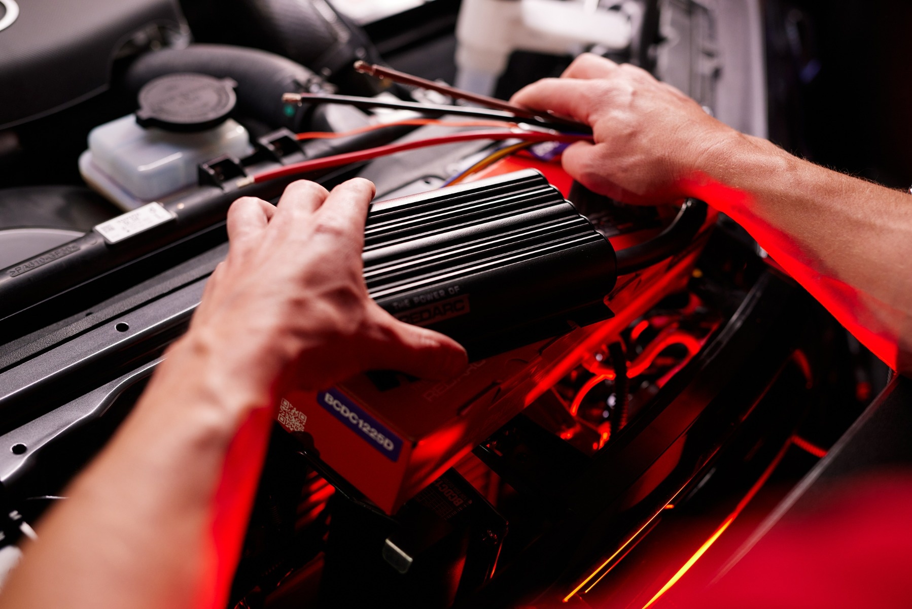 Battery Charger vs Battery Maintainer: What's the Difference