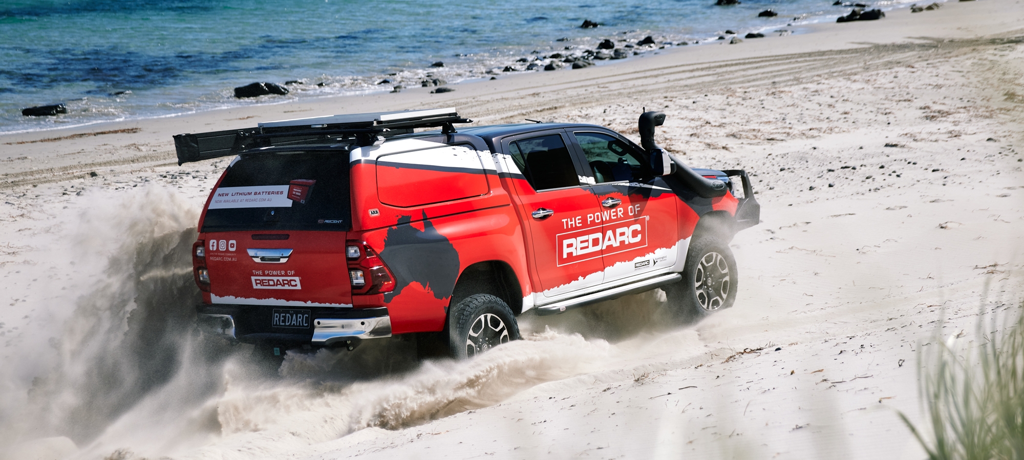 REDARC Hilux beach