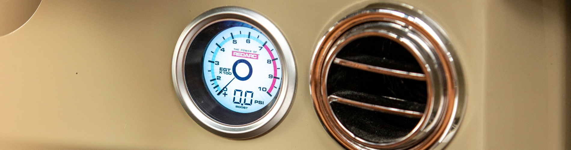 Monitor charging performance of a dual battery setup